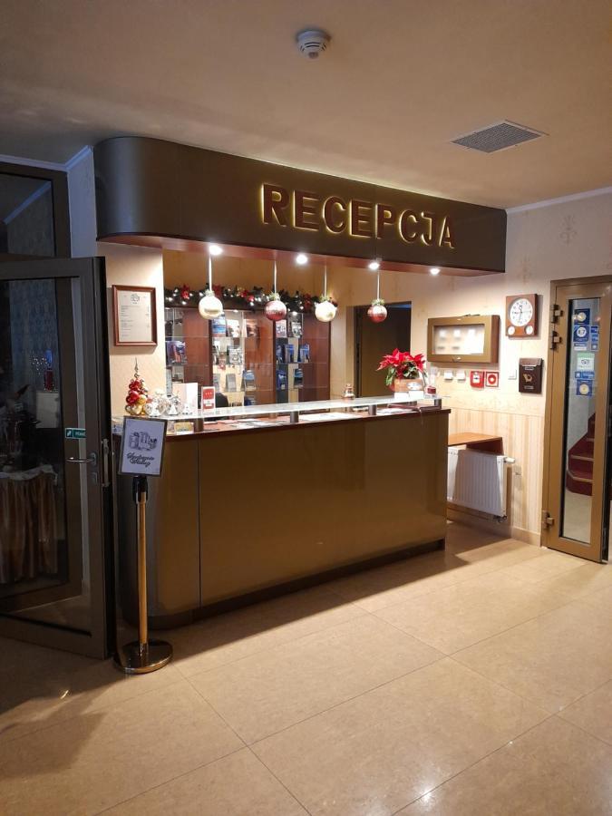 Hotel Koch Кентшин Екстериор снимка