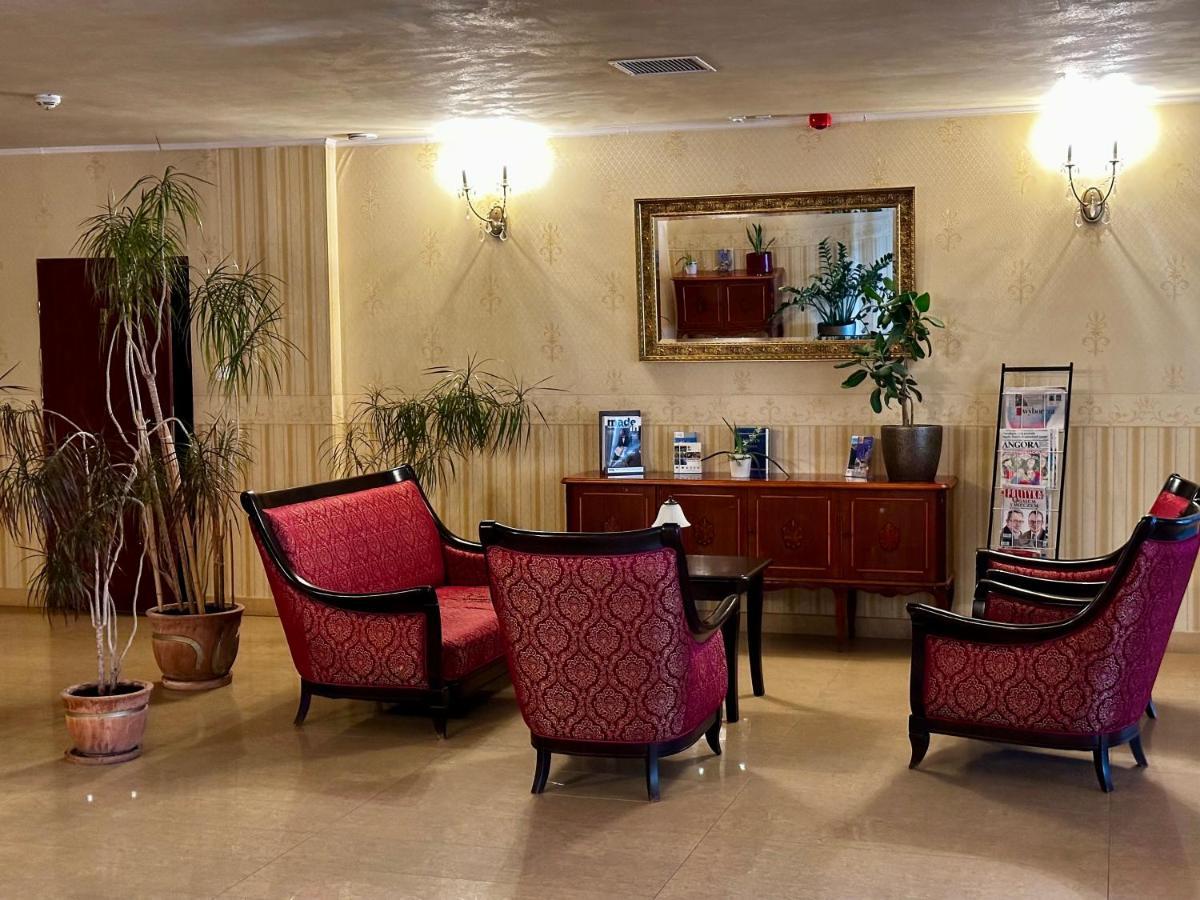 Hotel Koch Кентшин Екстериор снимка