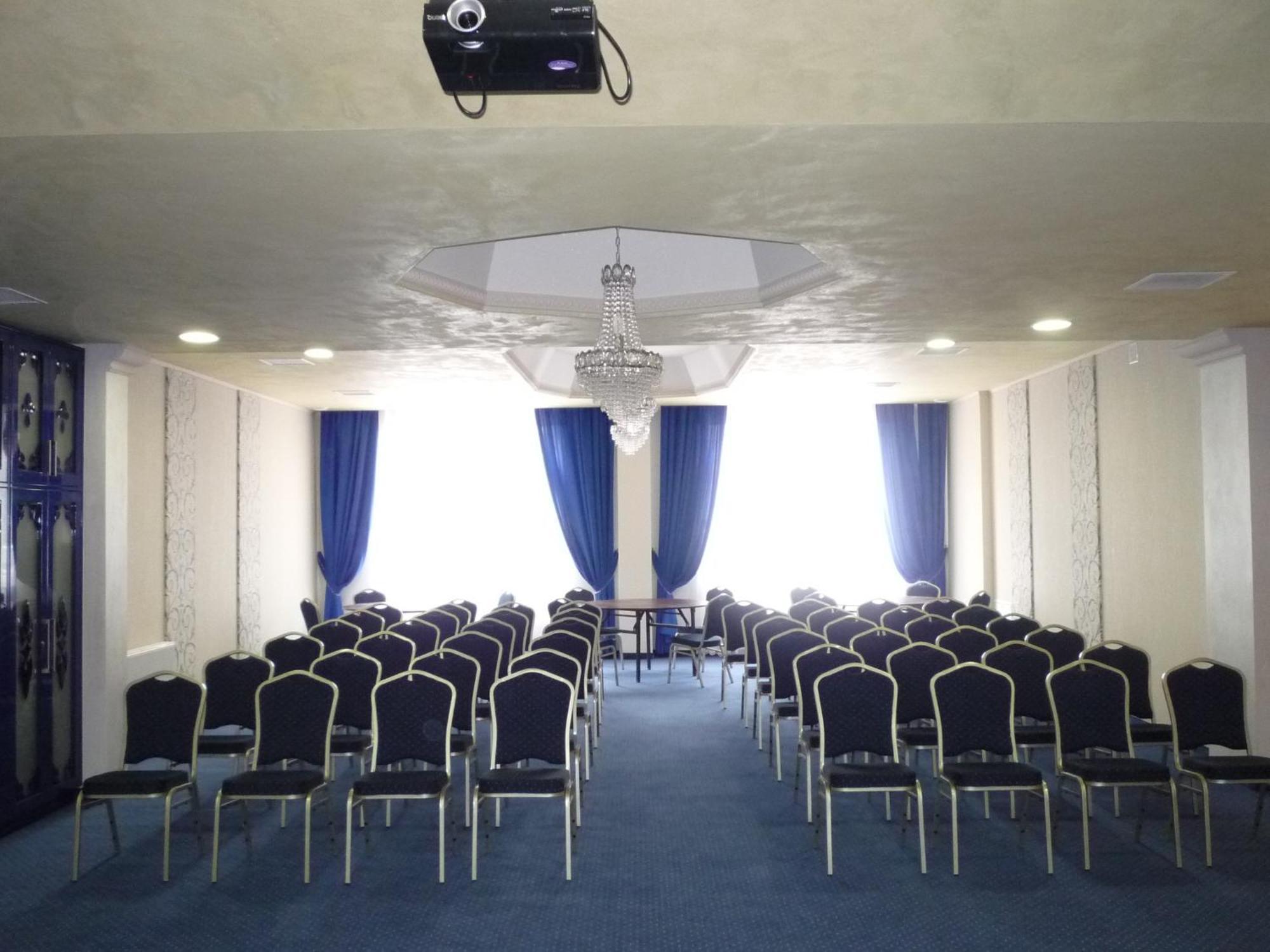 Hotel Koch Кентшин Екстериор снимка