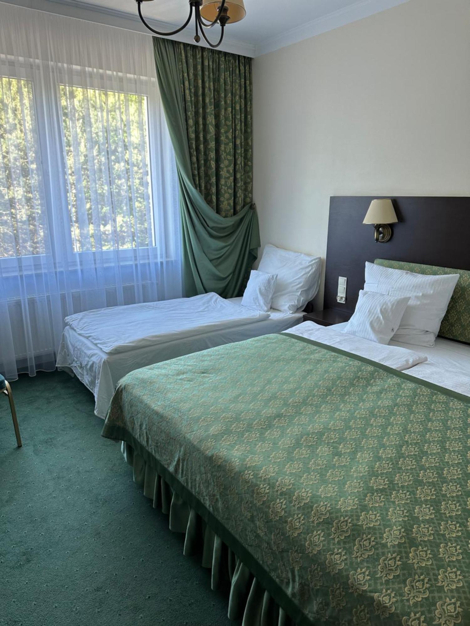 Hotel Koch Кентшин Екстериор снимка