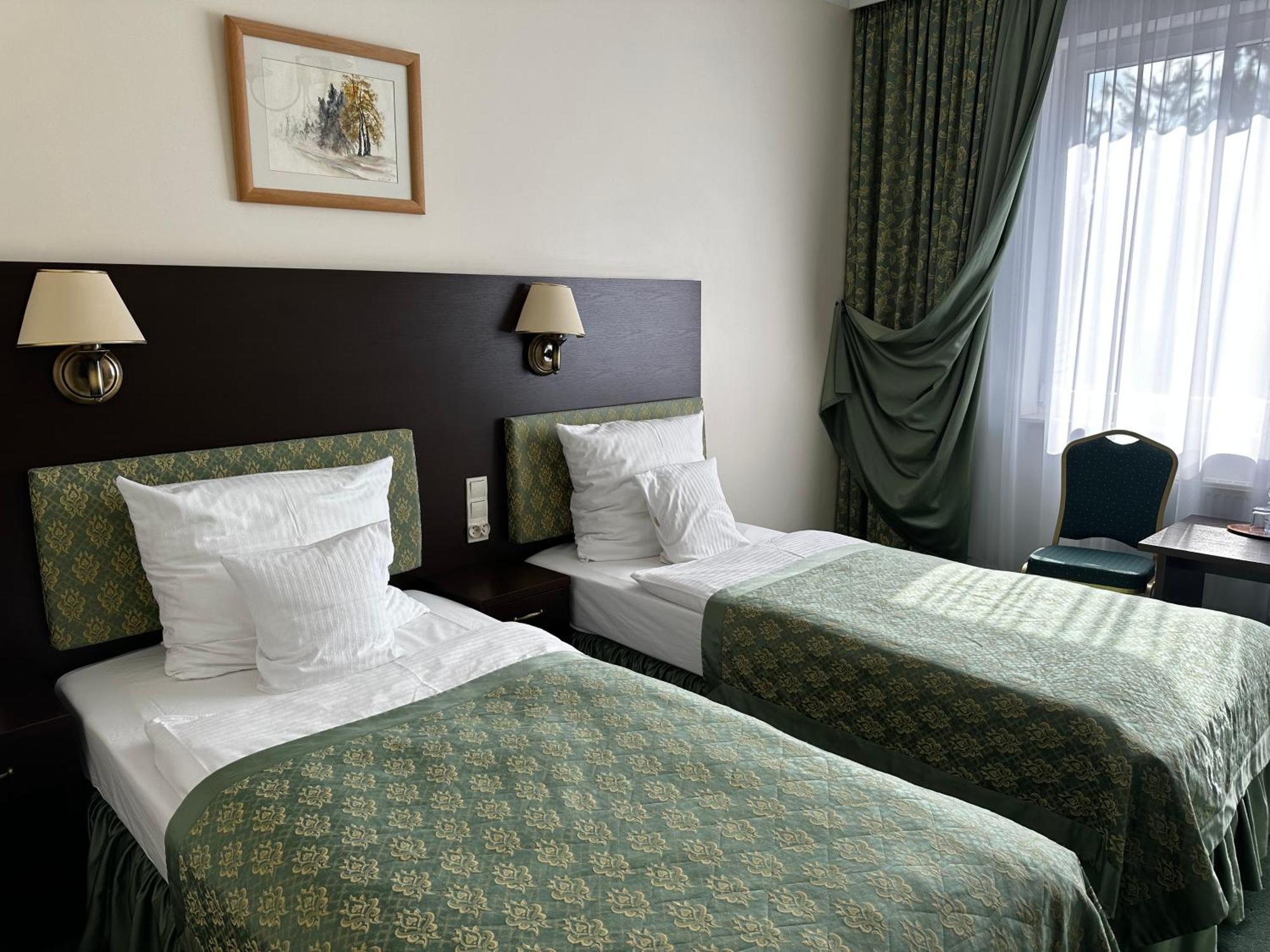 Hotel Koch Кентшин Екстериор снимка
