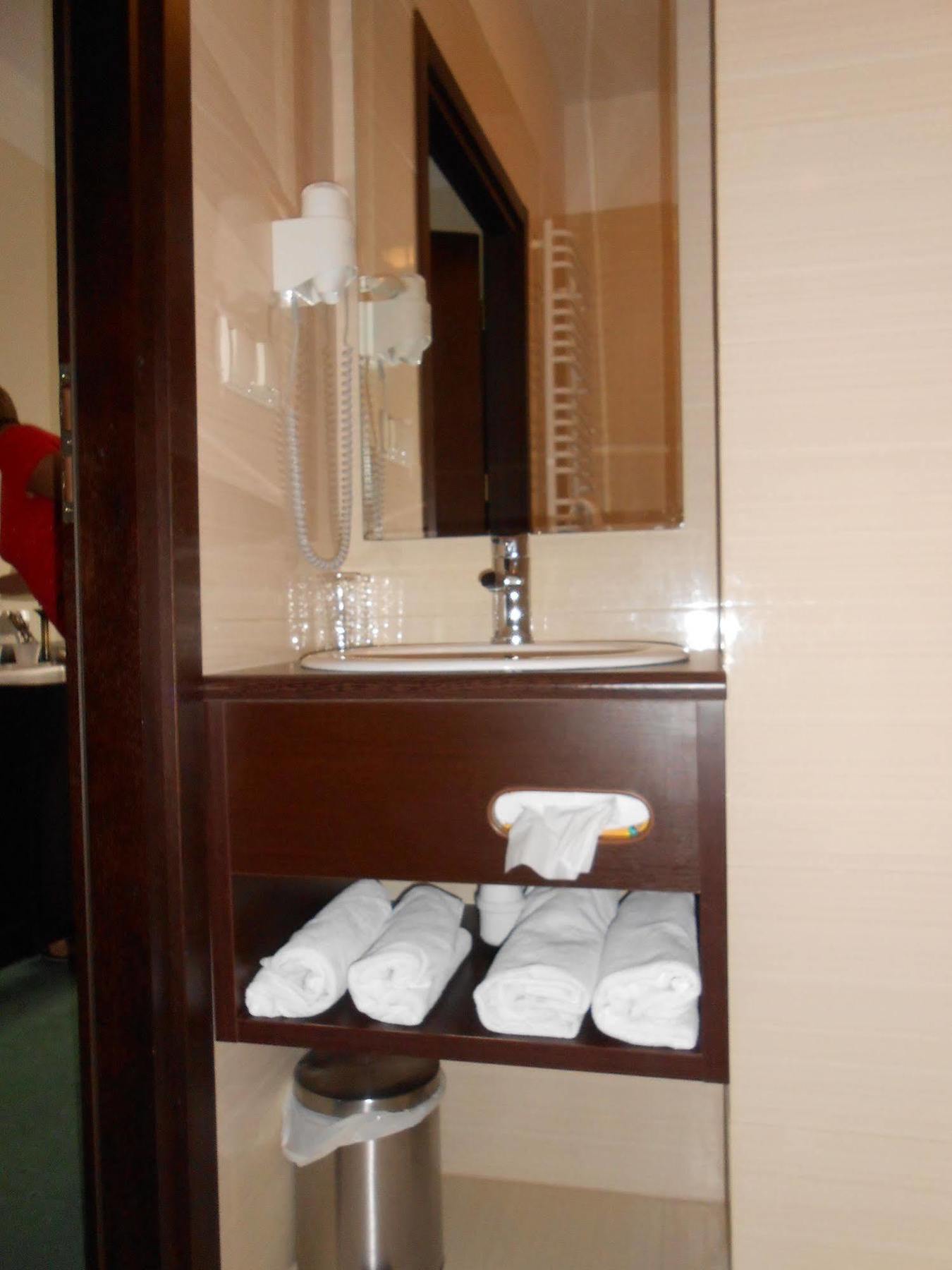Hotel Koch Кентшин Екстериор снимка